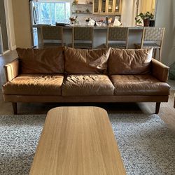 Poly and Bark genuine Leather Couch / Cognac 