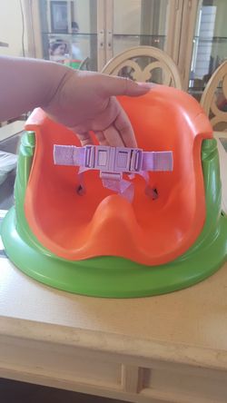 Baby booster chair
