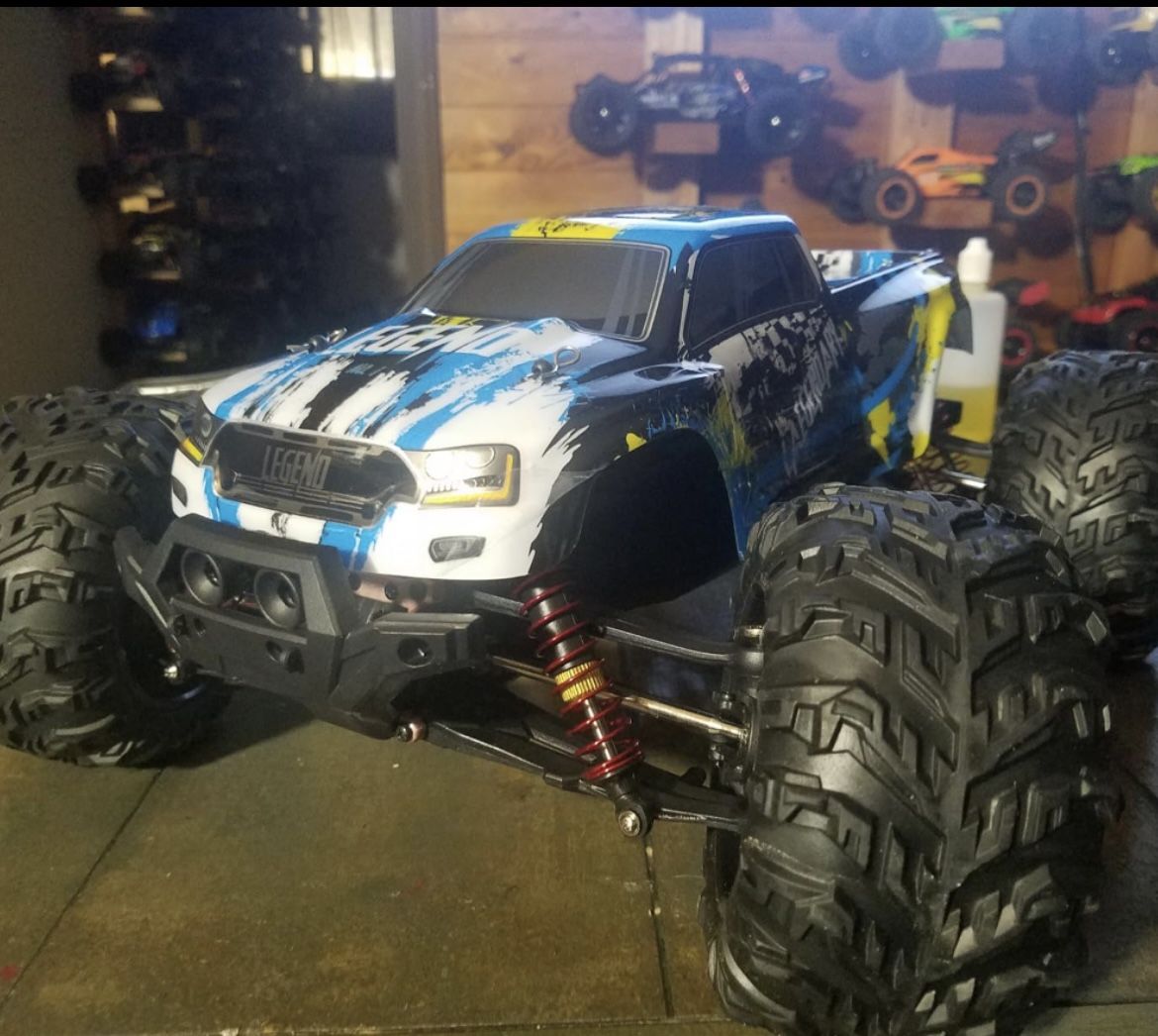 Brand new N Sealed Very Big LAEGENDARY 1:10 Scale 4x4 Off Road RC Truck Hobby Grade Brushed Motor Truck