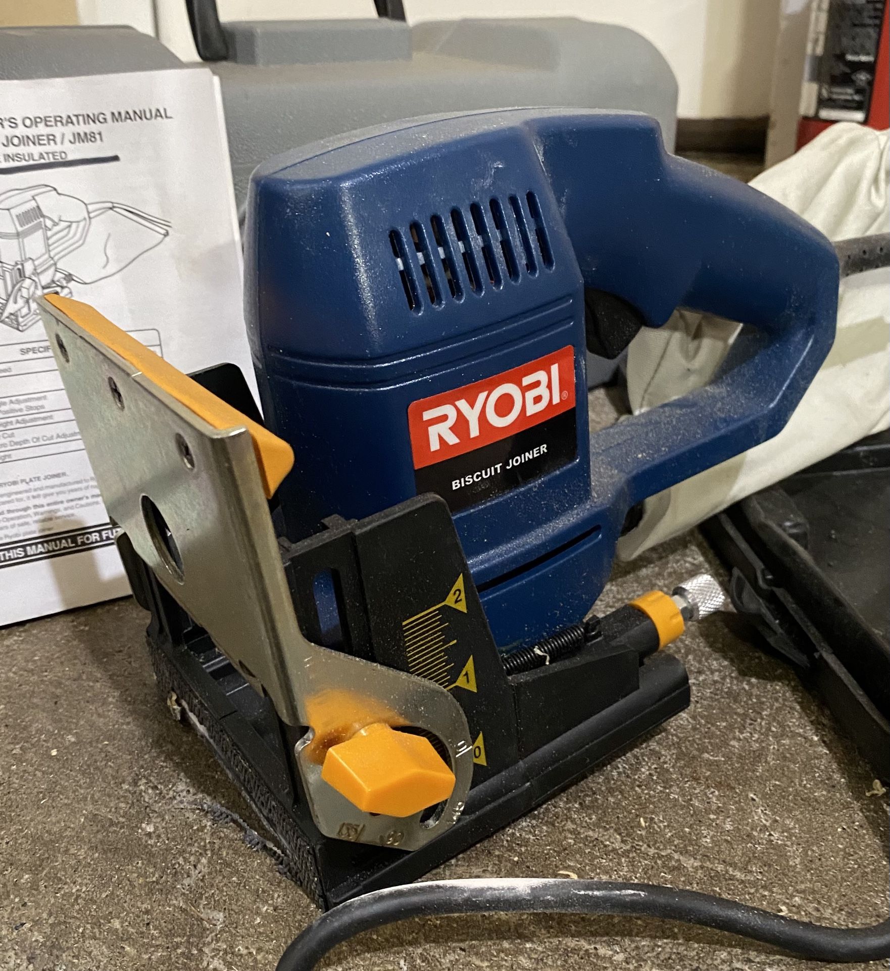 Ryobi biscuit jointer