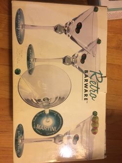 8 piece martini set brand new