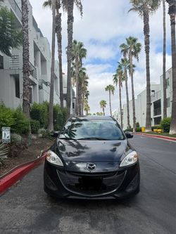 Mazda5 Black Minivan