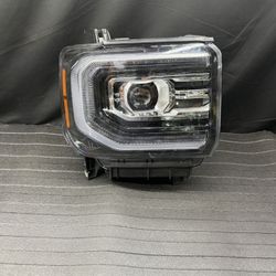 2014 - 2018 GMC Sierra Headlight Right Passenger NEW