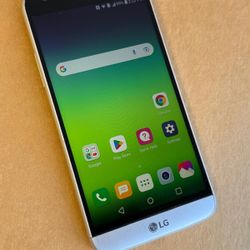 LG G5 32gb Unlocked (Hairline Crack) Fully Functional 