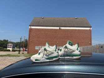 Nike sb Jordan 4 pine green