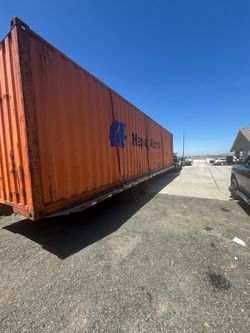 Shipping container