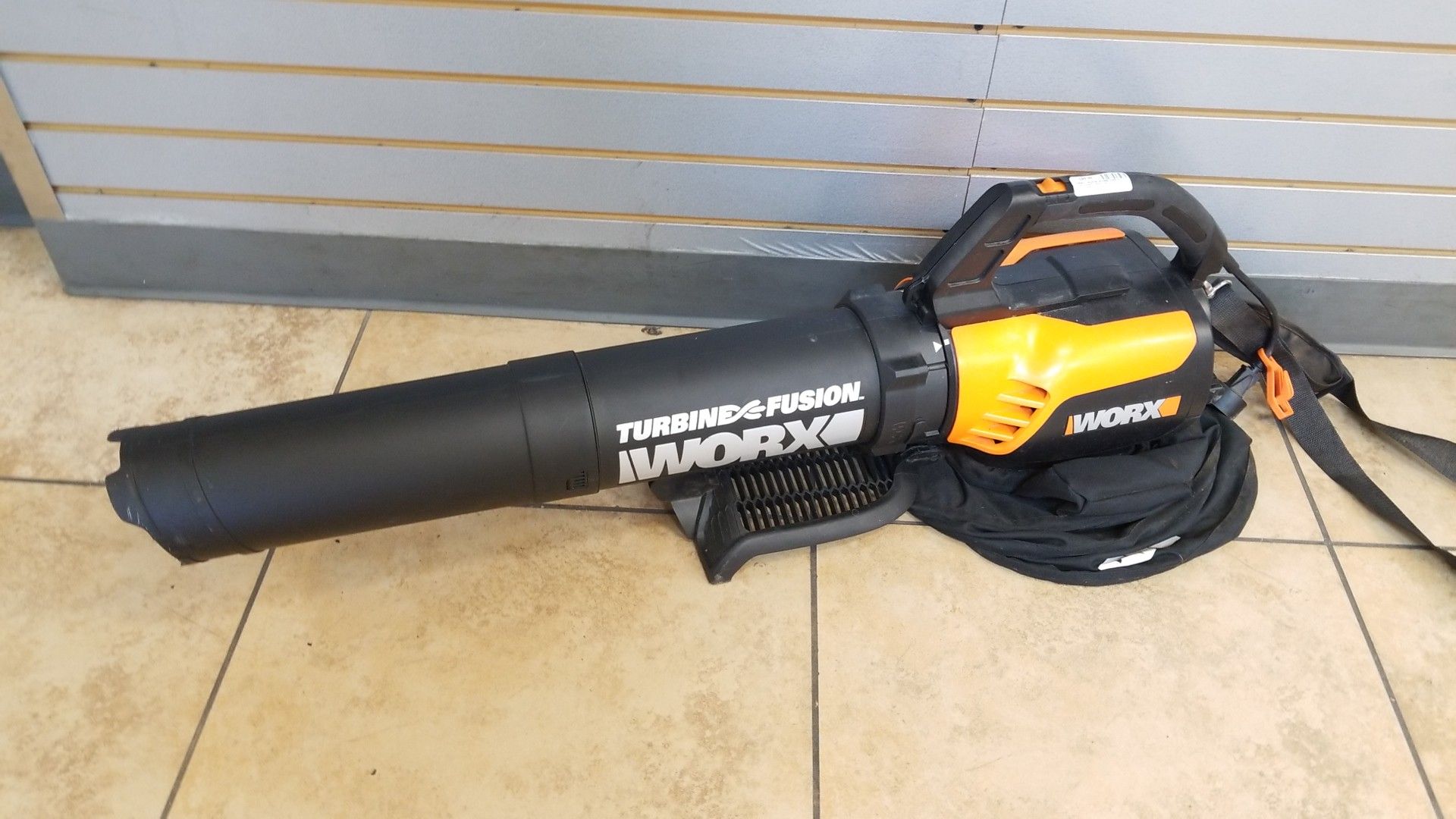 Worx leaf blower