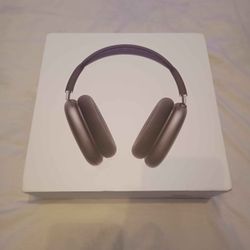 Space Gray Airpod Maxes (Accepting Offers)