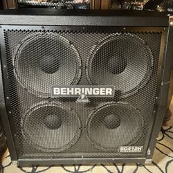 behringer 4/12 Guitar cabinet