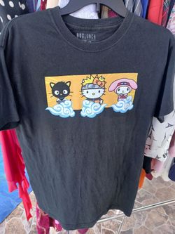 Hello kitty size Large shirt