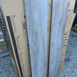 Hi my people wt have this strong porcelain importer nice color we selling the whole pallet Total 495 sq fts  this is the best porcelain in thi pallet 