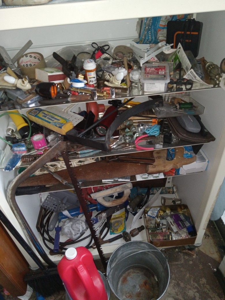 Tools 5 For 1 Dollar 