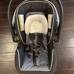 GRACO CAR SEAT SNUGRIDE SNUGLOCK 35 