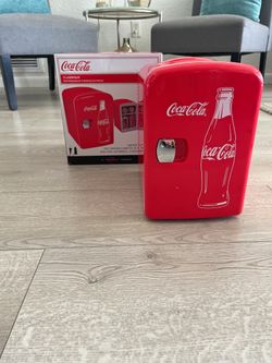 New In Box Classic Thermoelectric Cooler