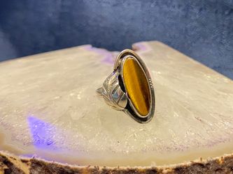 Vintage sterling Native American tigers eye ring