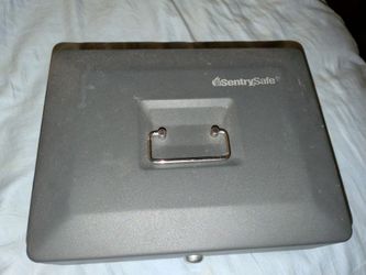 SentrySafe Metal Cash Box with key