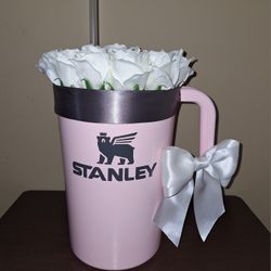 Artificial Roses Flower Arrangement / Arreglo De Flores Artificial