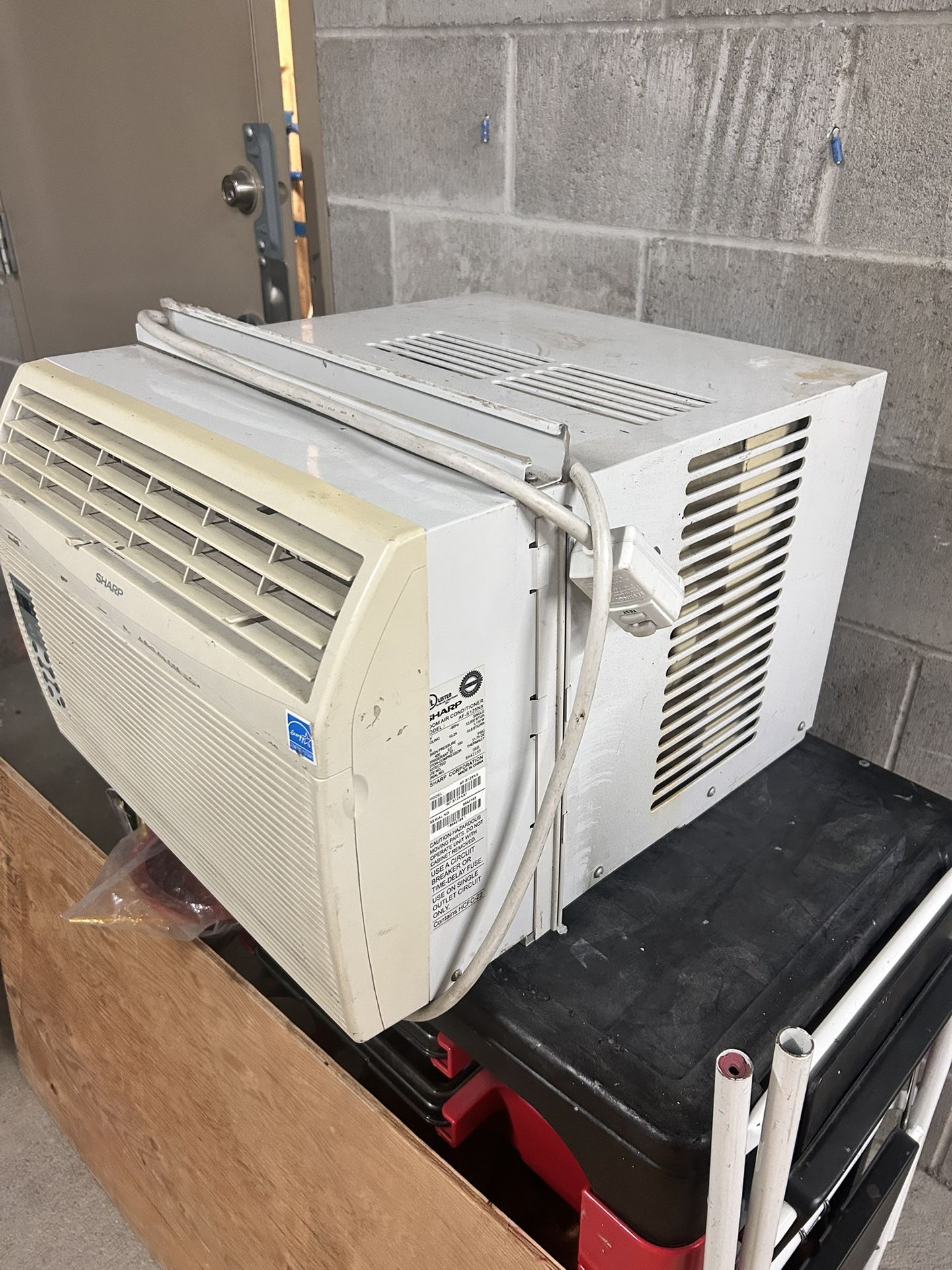 Sharp AC Unit 12,000 BTU