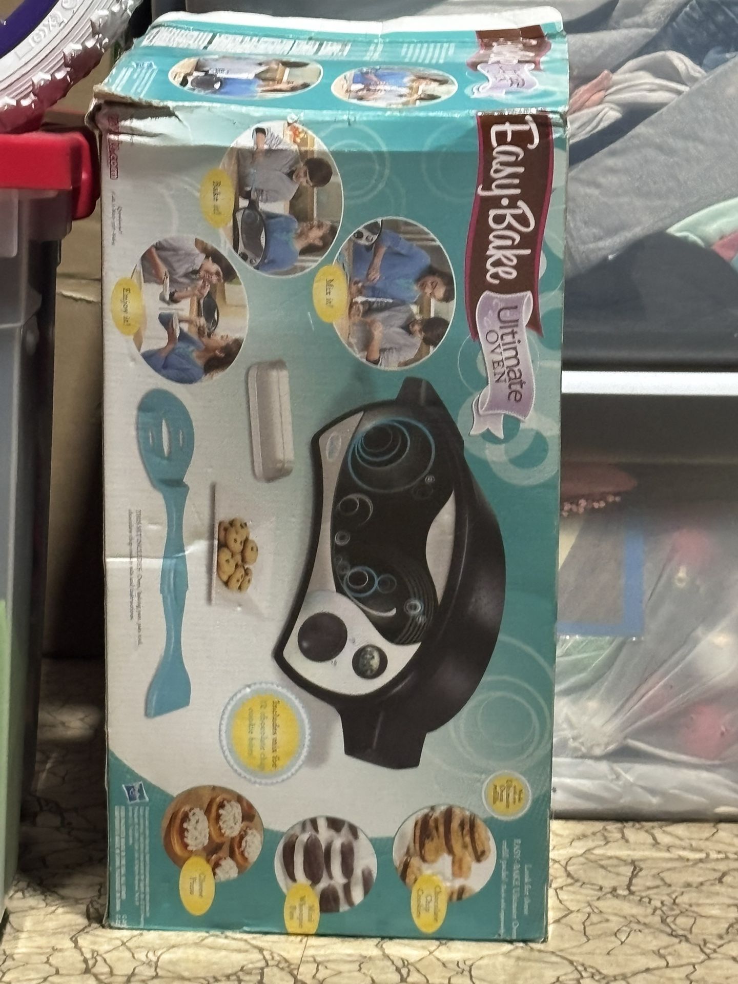 Easy Bake Oven 