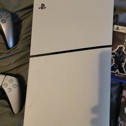 PS5 Brand New Used Less Then Ten Times With Brand New Remote And 8 Games 
