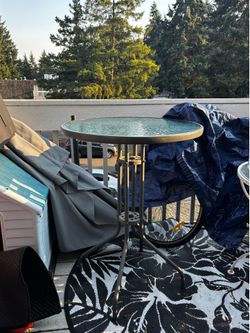 Tall outdoor table