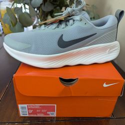 Nike Promina