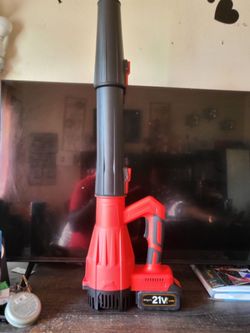 Leaf blower cordless