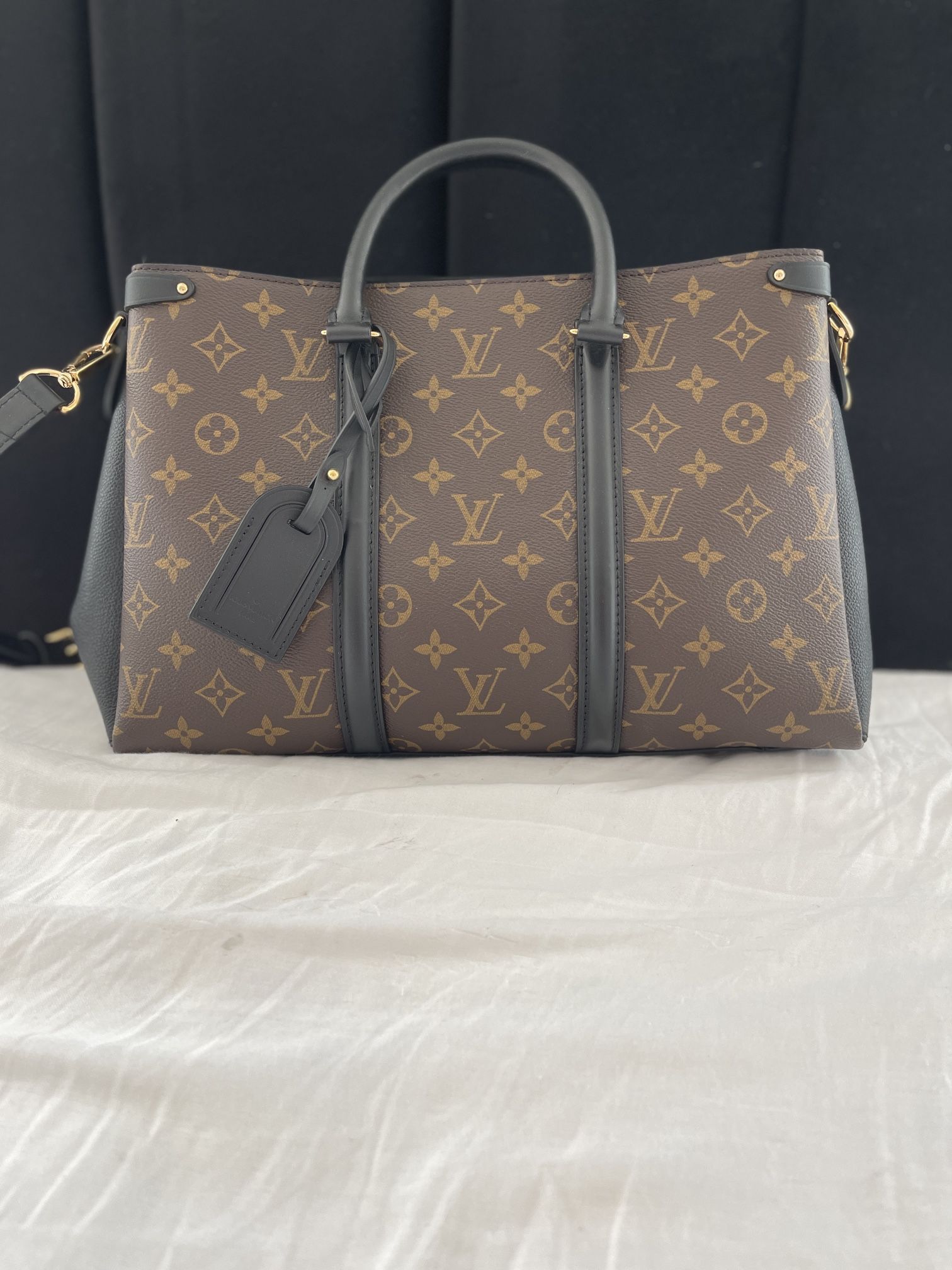 Louis Vuitton soufflot MM Bag, 