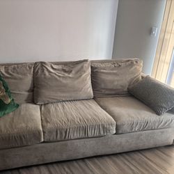 Bernhardt Couch 