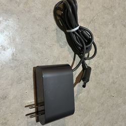 Dyson AC Charger 21.6V. DC.  (26V)