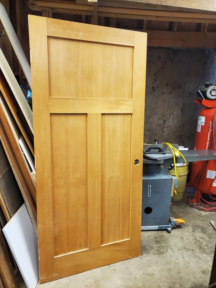 3 Panel Shaker Interior Door