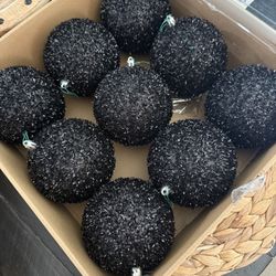 Oversized Christmas Ornaments 