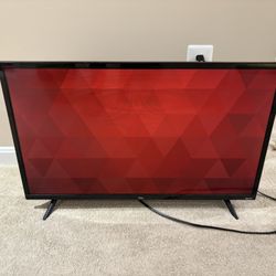 TCL 32" Roku Smart TV – Works Great  – Netflix/Hulu/Prime Built-In