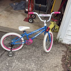 Huffy bike with training wheels