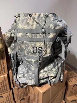 army bag US GI Military Issue MOLLE II Large Ruck and Frame Pouches