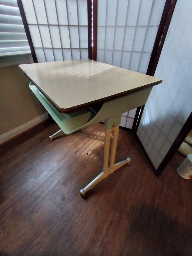 Vintage School Desk With American Seating CO. CLASSMATE. ADJESTS FROM 21"-29" Tall. Wooden Table Top