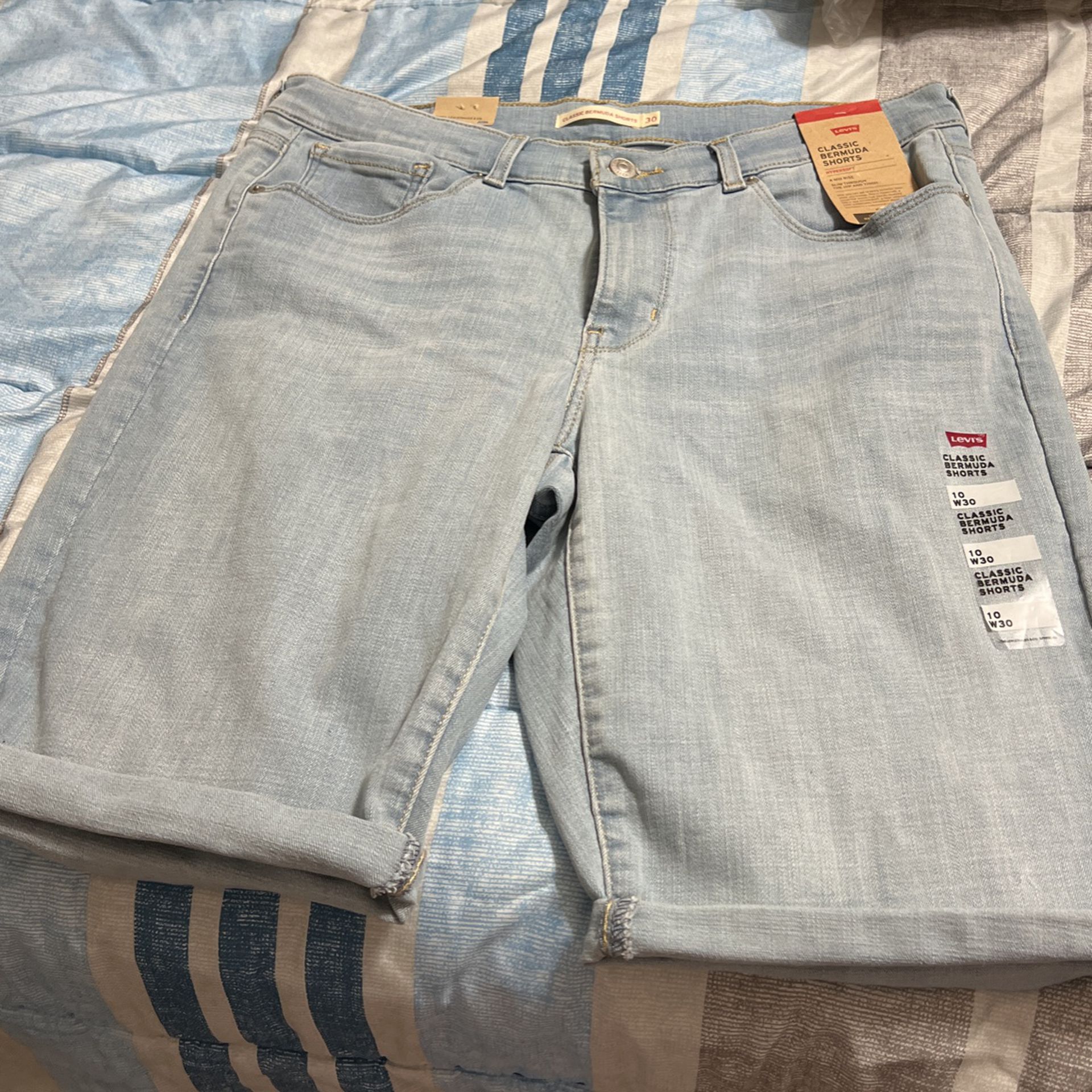 Brand New Levi’s Shorts