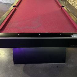 Commercial Pool Table – Heavy Duty – Red Felt 9ft