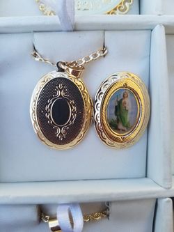 Cadena con dige de san judas tadeo de oro laminado