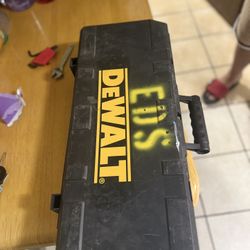 Sozo Marca Dewalt