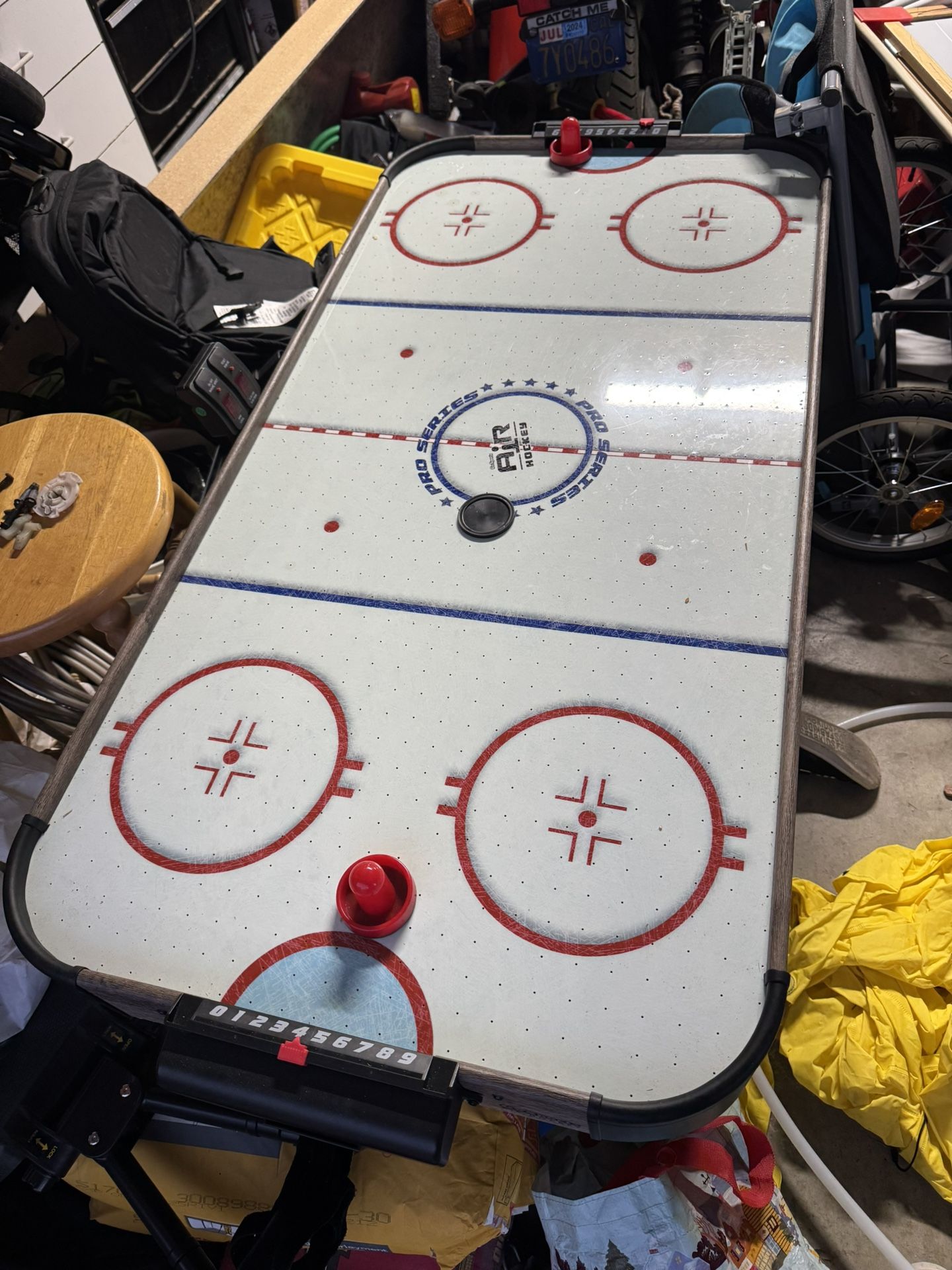 Air Hockey Table