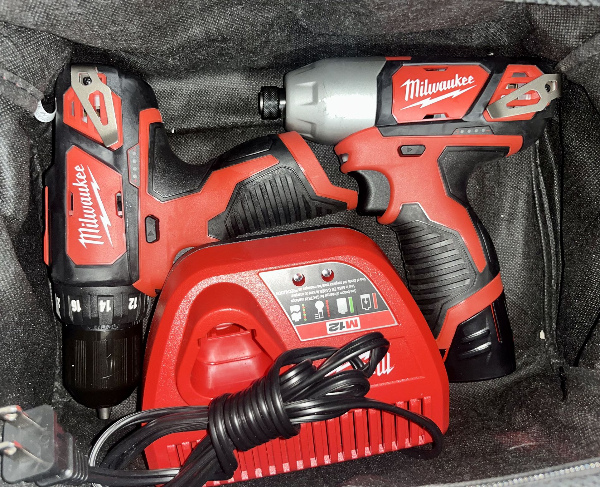 Milwaukee M12 Drill Driver & Impact With (1) Battery Charger & Bag 