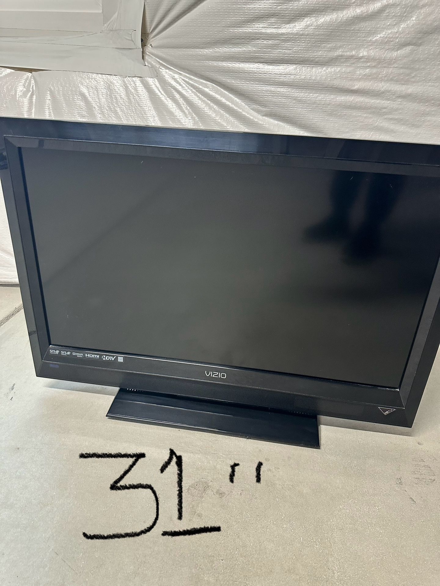 31”VIZIO Tv