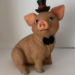 Vintage Pig Figurine. MS-140