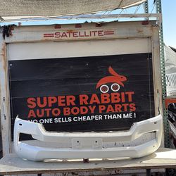 2016 Land Cruiser Bumper Front OEM 2018