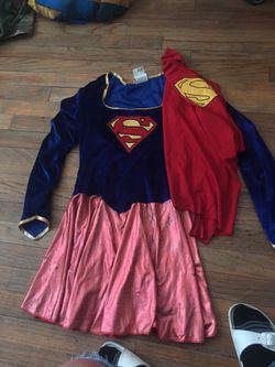 Super girl Halloween costume