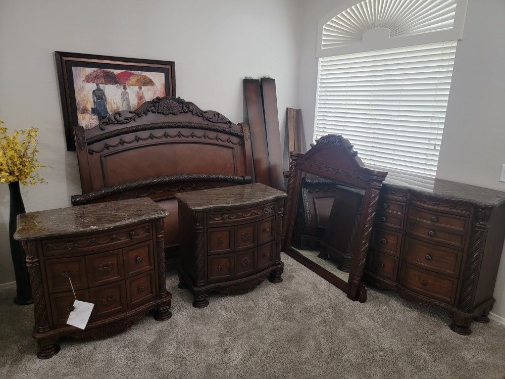 Bedroom Set King Size