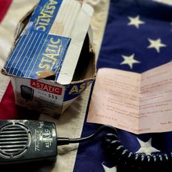 Vintage Astatic 555 CB Trucker 4-pin Microphone