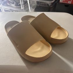 Nike  Calm Slide