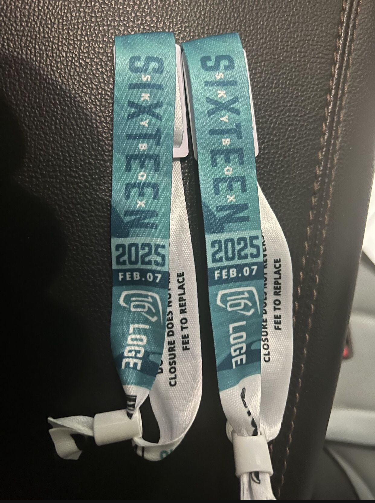 WMO - 16th Hole Skybox - 2 Tickets - Friday